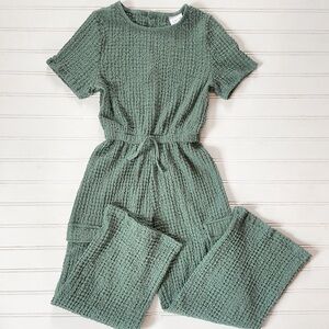 ZARA NWOT Sage Green Crinkle Textured Knit Cargo Spring Jumpsuit